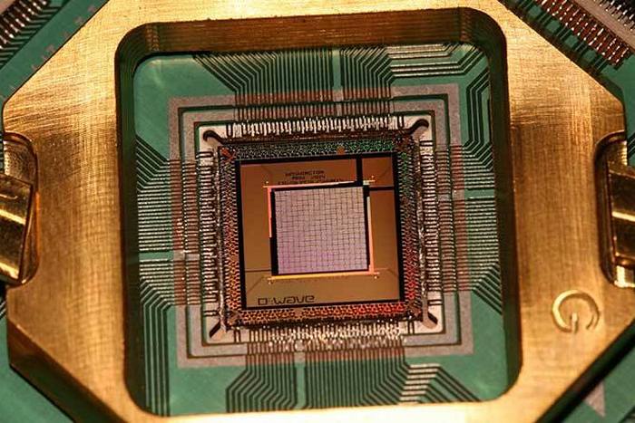 Български посредници помагат на Русия да заобикаля американското ембарго върху